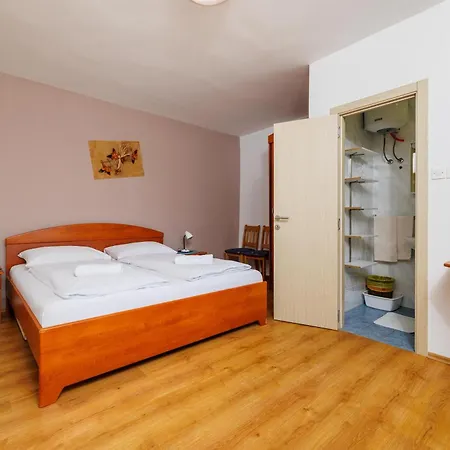 Apartments Ruzica F Lopar Exterior photo
