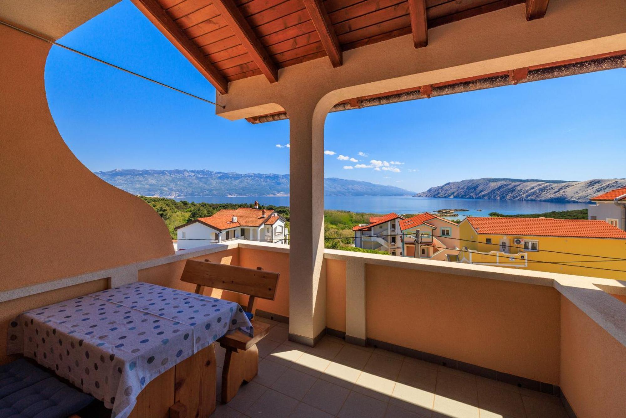 Ruzica F Apartment Lopar