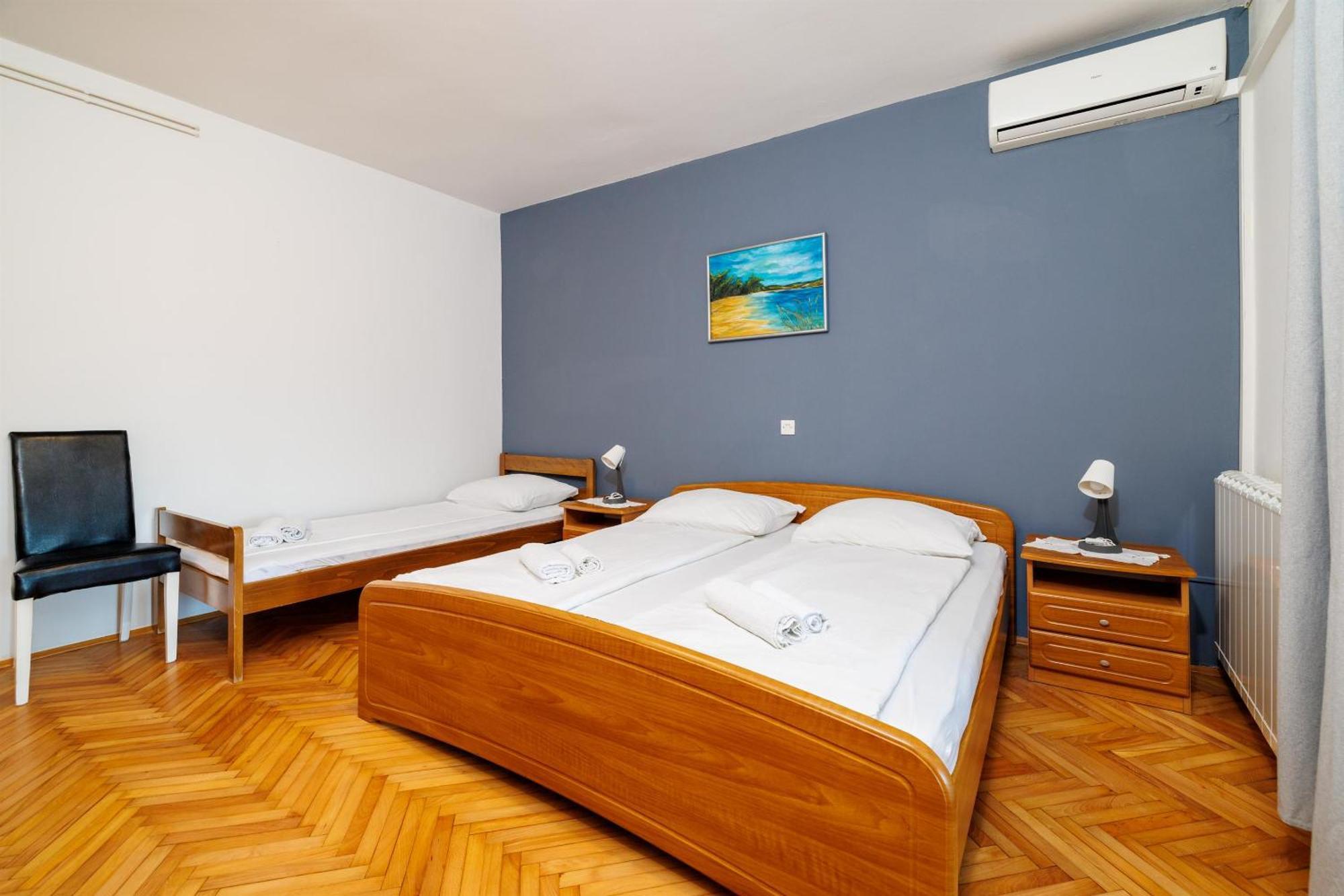 Ruzica F Apartment *