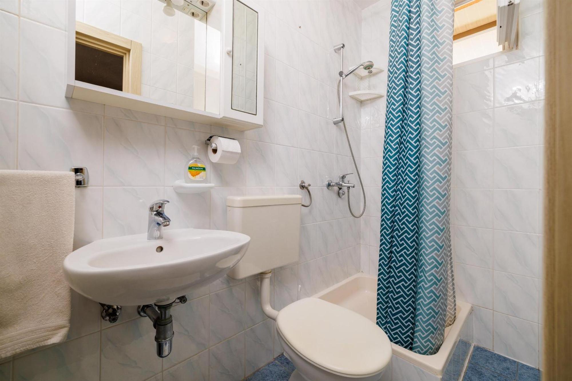 Ruzica F Apartment Lopar