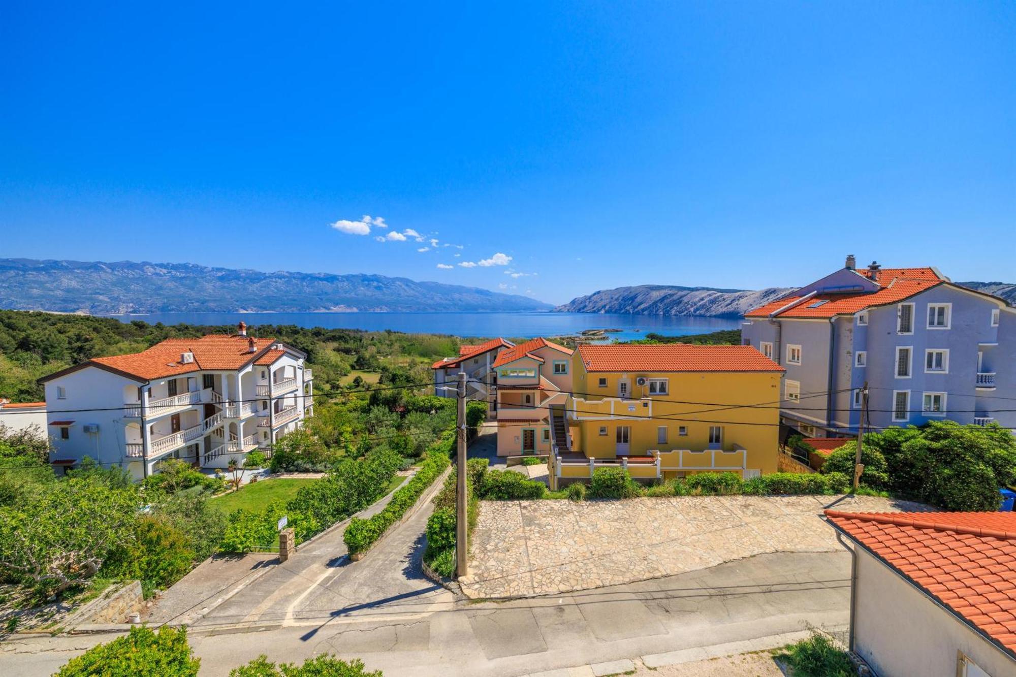 Apartment Ruzica F *